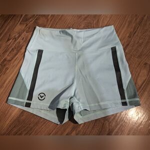 Virus - Multiverse Tech Shorts Activewear | Size Small | Green Bay / Duck Green